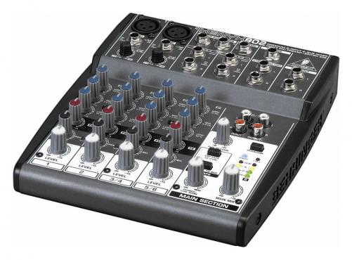 Behringer Xenyx 802: 2