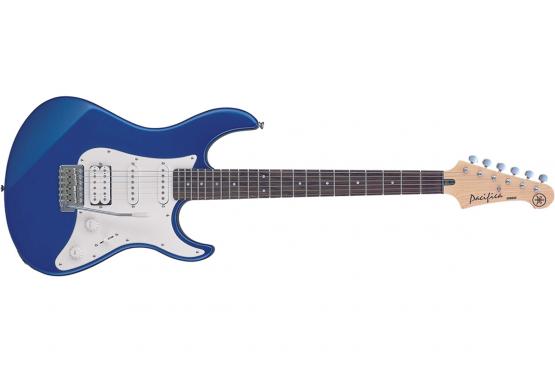 Yamaha Pacifica 012 (Dark Blue Metallic): 1