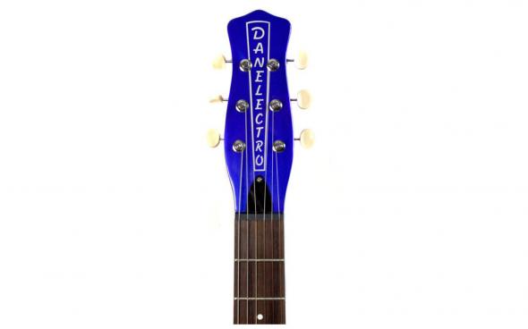 Danelectro Hodad (Blue Metallic): 4