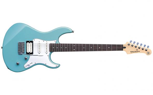 Yamaha Pacifica 112V (Sonic Blue): 1