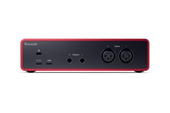 Focusrite Scarlett 2i2 Studio 4th Gen: 3