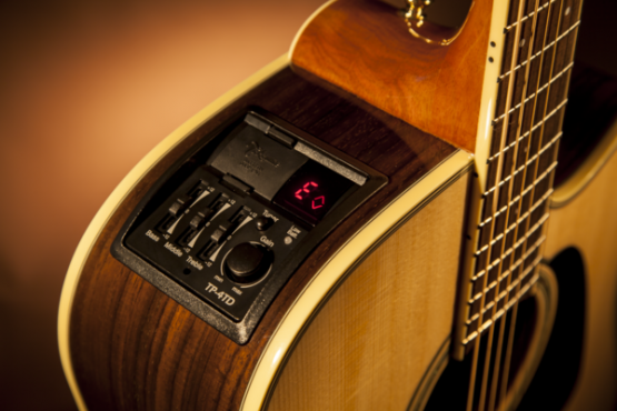 Takamine GD51CE NAT: 3