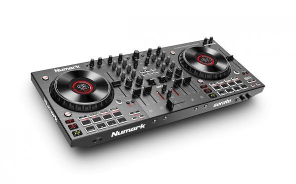 Numark NS4FX: 4