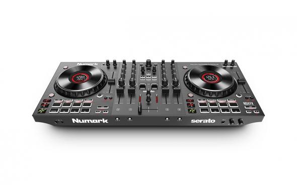 Numark NS4FX: 3