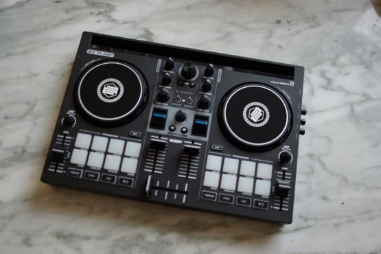 Reloop Buddy: 3