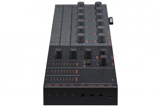 Yamaha SEQTRAK (Black): 6