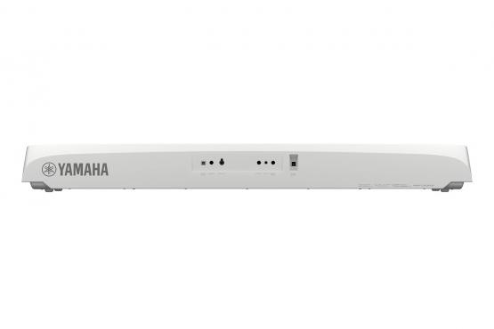 Yamaha DGX-670 (White): 3