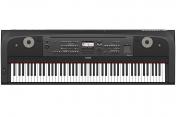 Yamaha DGX-670 (Black)