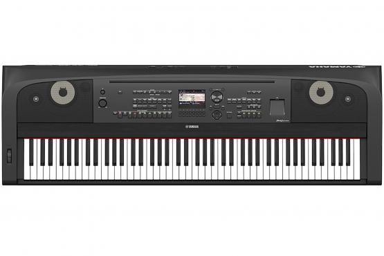 Yamaha DGX-670 (Black): 1