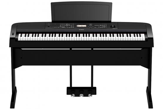 Yamaha DGX-670 (Black): 5