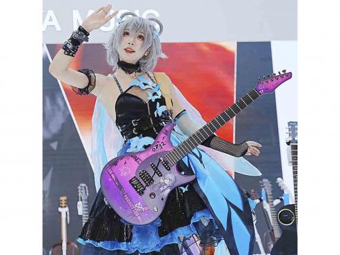 Enya Inspire Luo Tianyi: 5