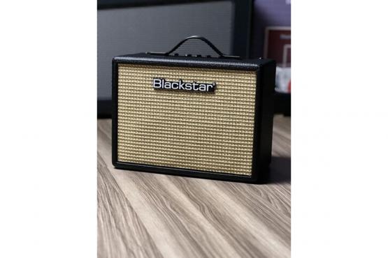 Blackstar Debut 15E Black: 5