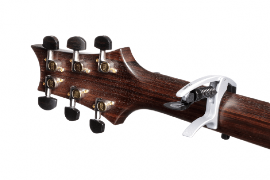 D'addario PW-CP-09 TRI-ACTION CAPO (Silver): 3