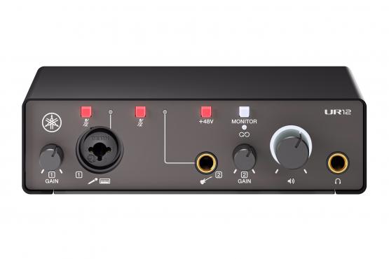 Yamaha UR12MK3 (Black): 2