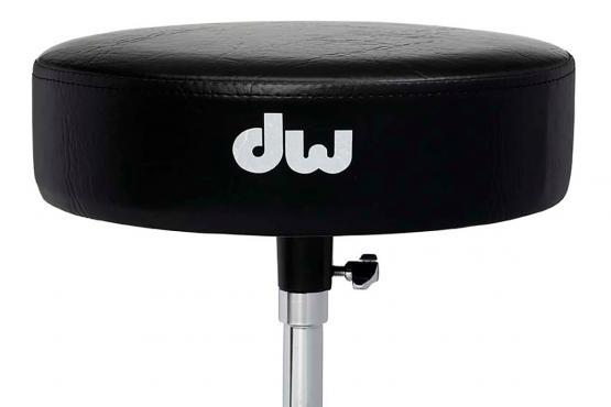 DW DWCP3100 3000 Series Round Top Throne: 3