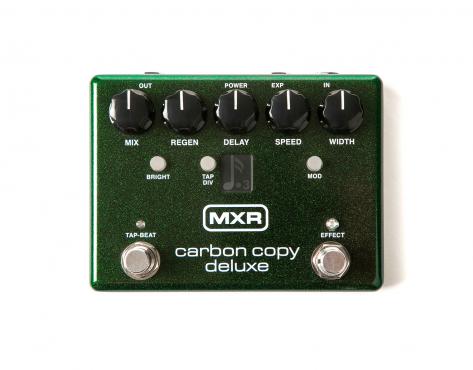 MXR Carbon Copy Deluxe Analog Delay: 1
