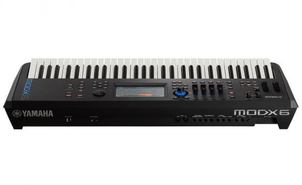 Yamaha MODX6+: 4