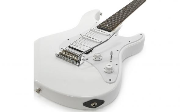 Yamaha Pacifica 012 (White): 3